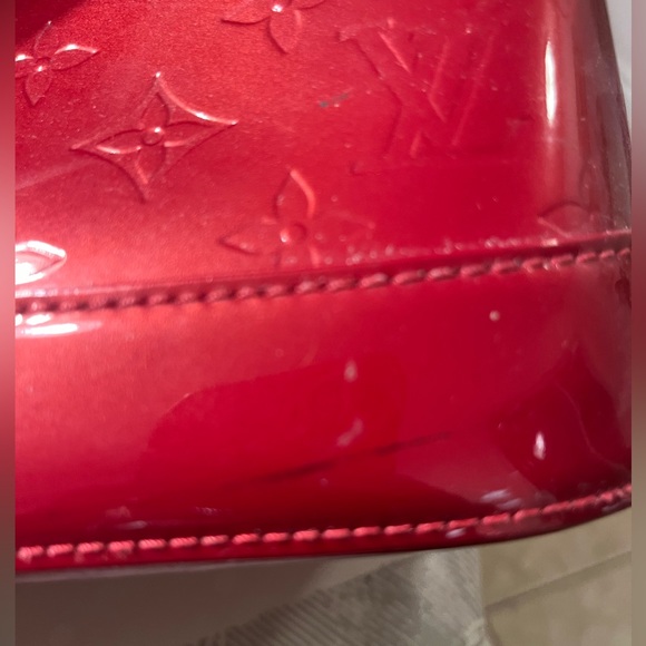 LOUIS VUITTON Pomme d'Amour Monogram Vernis Alma GM Bag - Picture 7 of 7